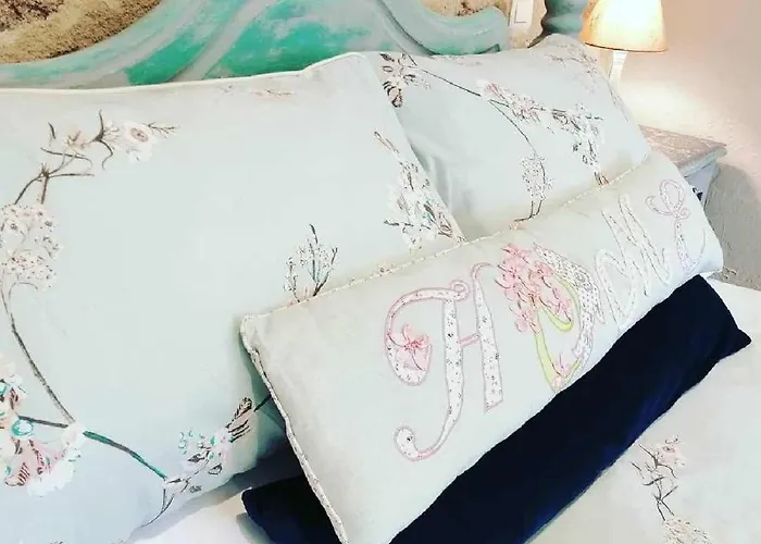 La Grange Ancienne Bed & Breakfast Montrollet