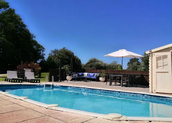 La Grange Ancienne Bed & Breakfast *